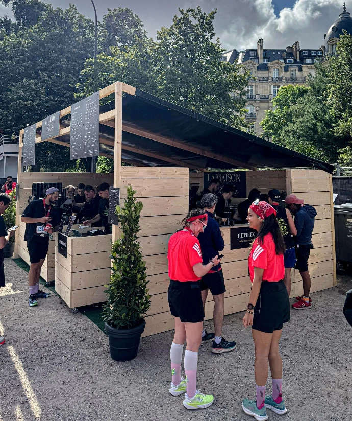 Ambiance au stand café ADIDAS 10K Paris