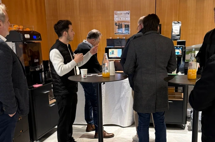 Espace café La Maison Charles pour les réunions du Sport Business Club